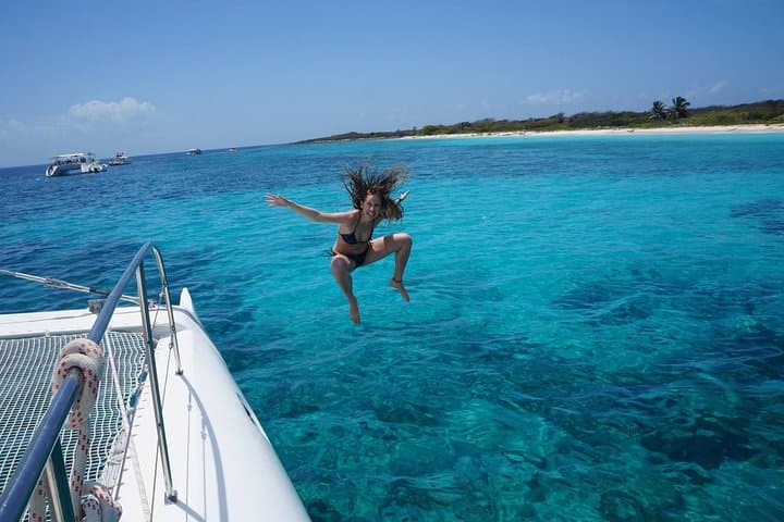 Catalina Island - Snorkeling tour on a luxury catamaran