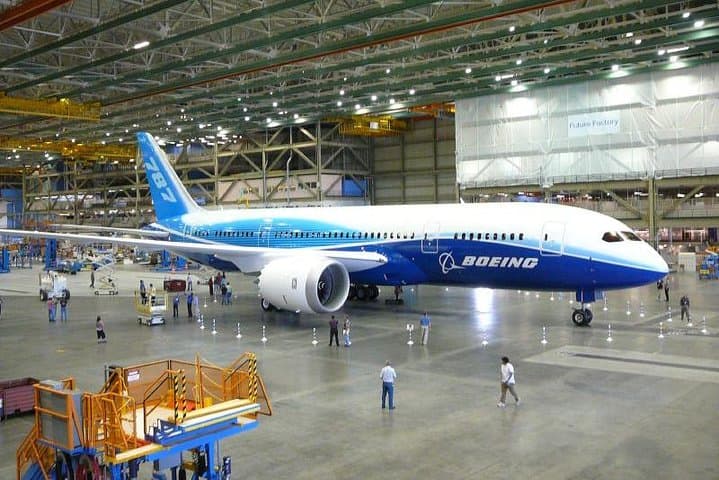 Boeing Factory Tour with Guided Transport from Seattle