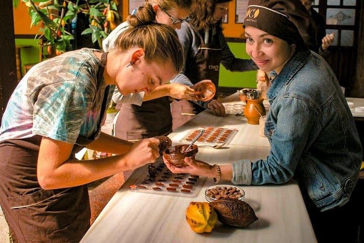 Bean-to-Bar Chocolate Workshop in ChocoMuseo Antigua