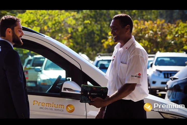 Transfer Nouméa to Tontouta Airport by Premium Sedan