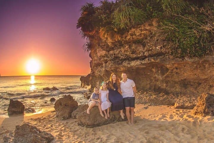Private Photo Session with a Local Photographer in Okinawa