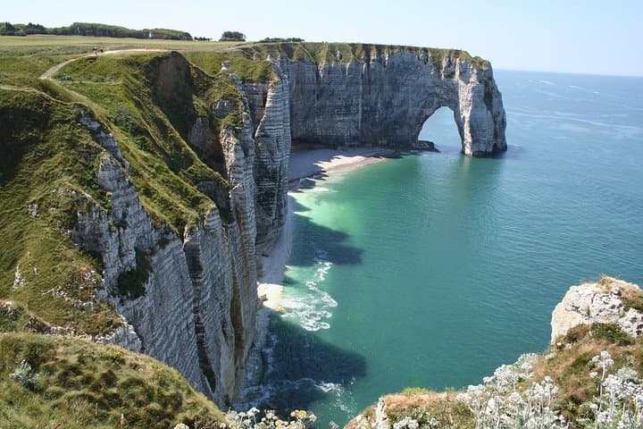 Le Havre to Etretat & Honfleur : Small Group Private Tour
