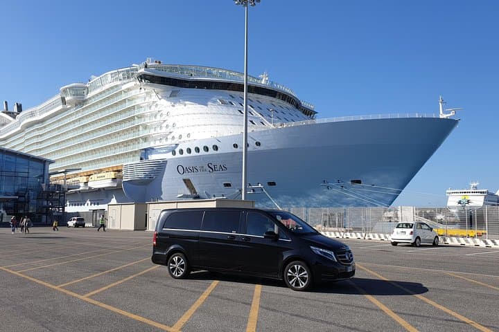 Private transfer to/from Civitavecchia port van Mercedes V class