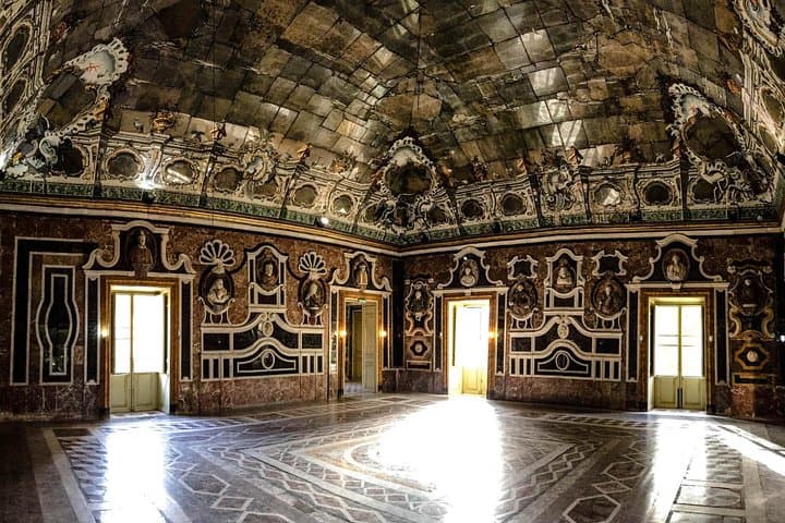 Monreale, Bagheria (Villa Palagonia) and Cefalù from Palermo, Private Tour
