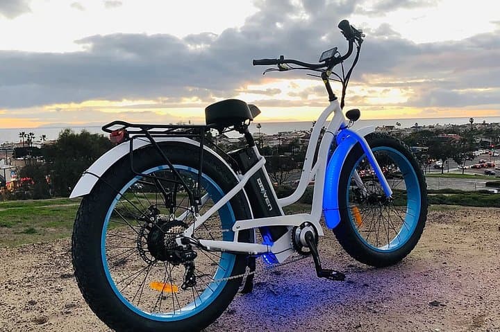Historic City, Fort and Beach E-Bike Tour
