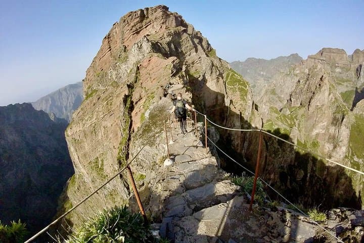 Achadas Teixeira- Pico Ruivo -& Pico pedras/Queimadas forest walk