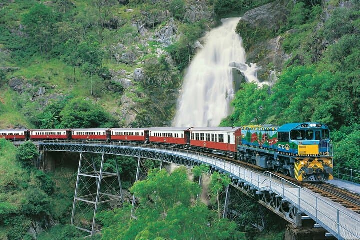 Small Group Tour Kuranda via bus & Kuranda Scenic Rail