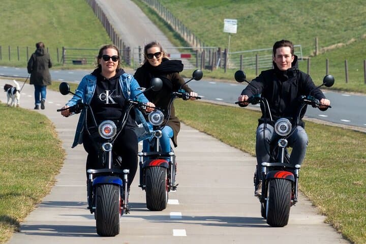 Texel Cruiser 100% Electric e-chopper over Texel