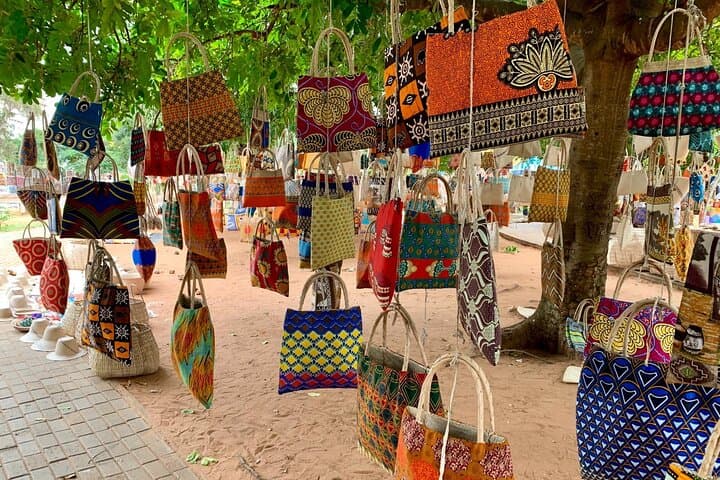 Maputo Art Walking Tour