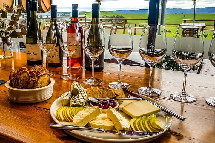 Yarra Valley Wines, Four Pillars Gin, Cheese/Fruit & Choc Tour