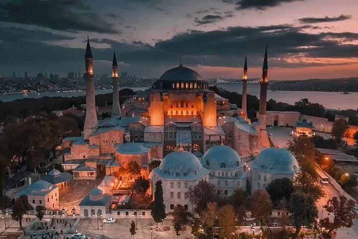 Istanbul Highlights Private Tour: Hotel Pick-Up & Drop-Off