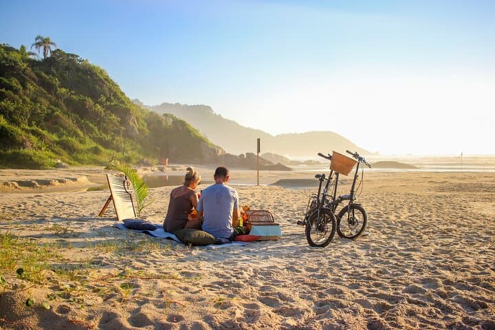 Private Picnic on Bombinhas Beach with Photos