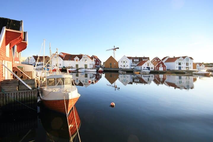 Highlights of the Region -City/Skudenes/Avaldsnes Guided Bustour 