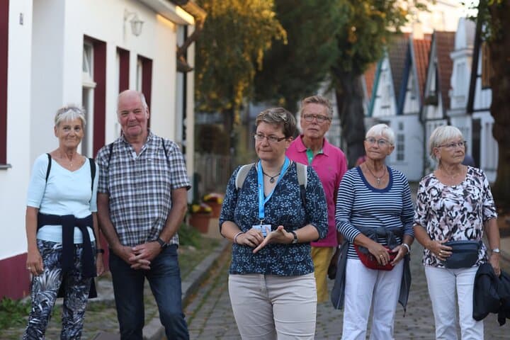 Walking tour of the seaside resort Warnemünde