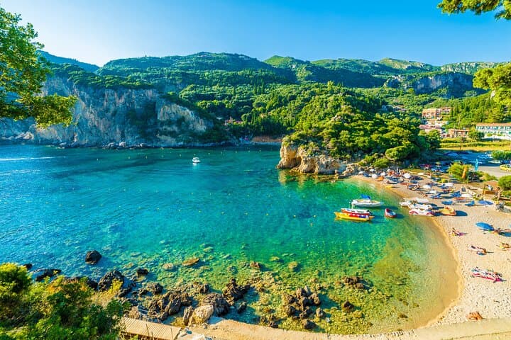 Stress-Free Corfu for Cruise Ships with Boat Tour or Beach Visit