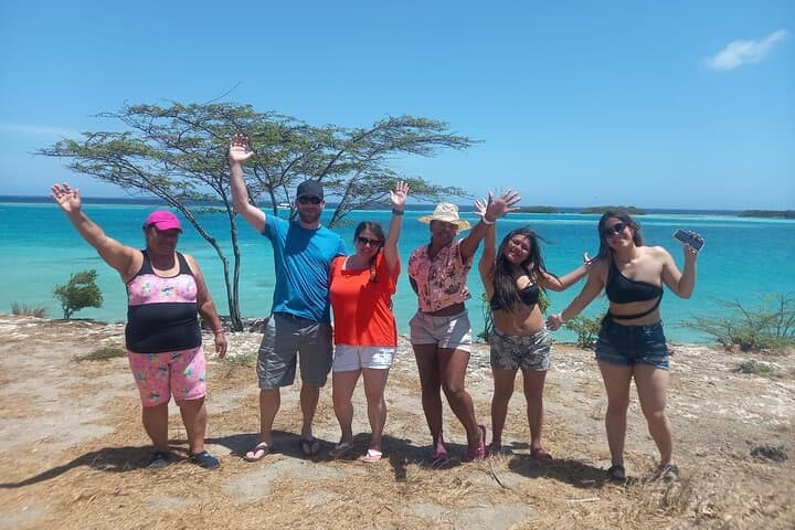 Full-Day Sightseeing island Tour of Aruba with Cave Pool Swim