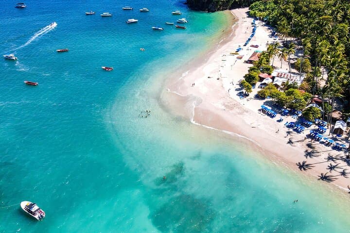 One day Tour Isla Tortuga with Lunch from Puntarenas