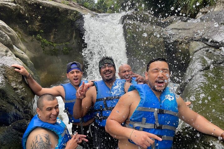 Small Groups El Yunque: Waterslide, Shopping, and Plus Beach 