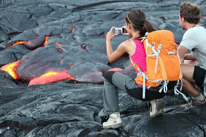 Private Big Island Kona Volcanoes and Waterfalls Tour