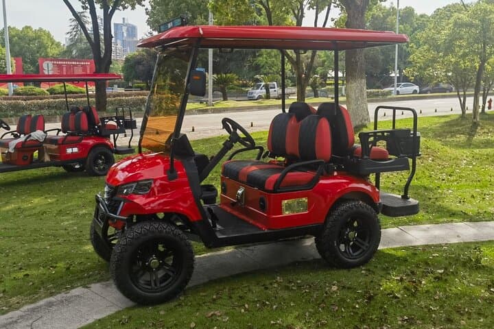 4 Seater Luxury Golf Carts Rental in Grand Turk