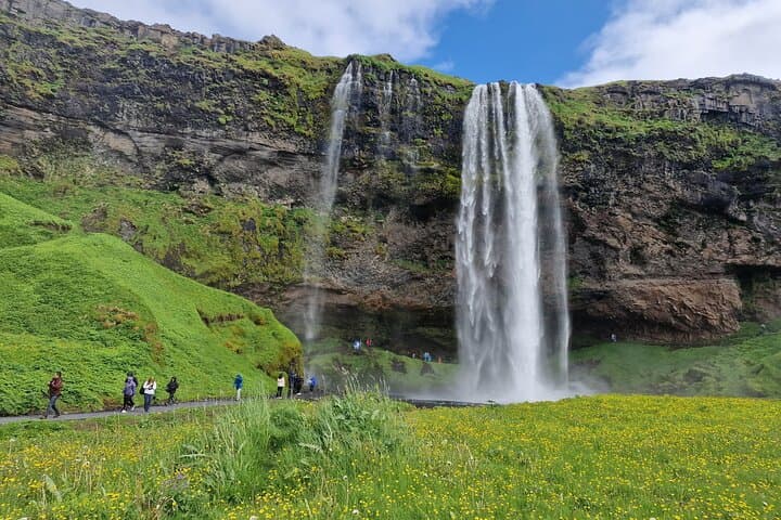 South Iceland Glaciers, Waterfalls and Black Sand Beach Day Tour from Reykjavik