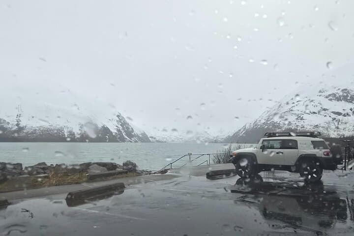 Whittier Cruise Shuttle Tour with Multiple Stops 