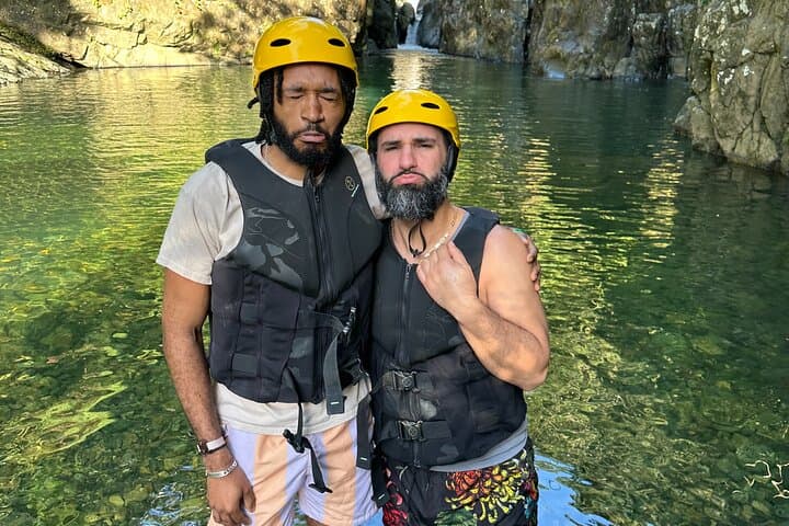 Small Group El Yunque Half Day Tour with Transport: Waterslide