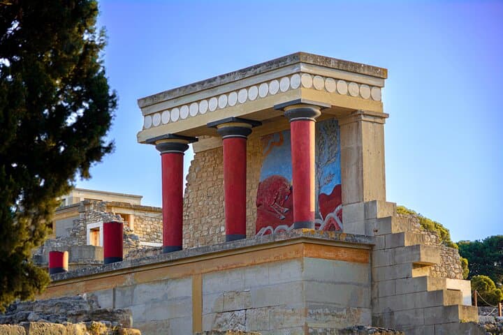 Walk in the Footsteps of Zeus: Knossos & Lassithi Private Tour