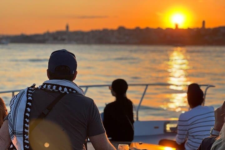 Istanbul Sunset Yacht Cruise on the Bosphorus with Transfers